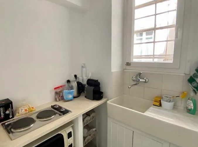 Frezza Business Office&lounge Apartment