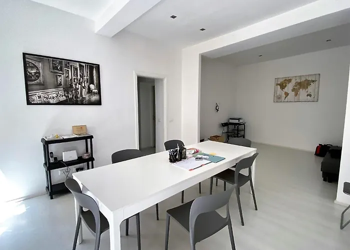 Frezza Business Office&lounge